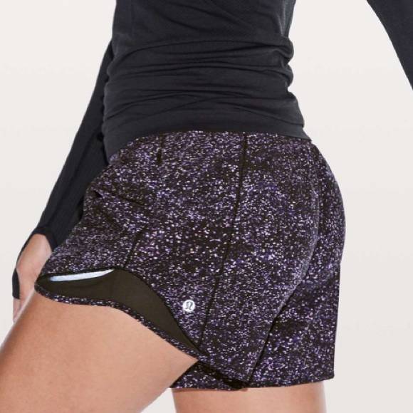 lululemon athletica Pants - RARE Lululemon Hotty Hot Short Crystalline Multi